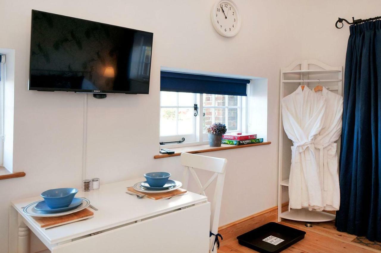 The Annexe With Hot Tub Holiday home *
