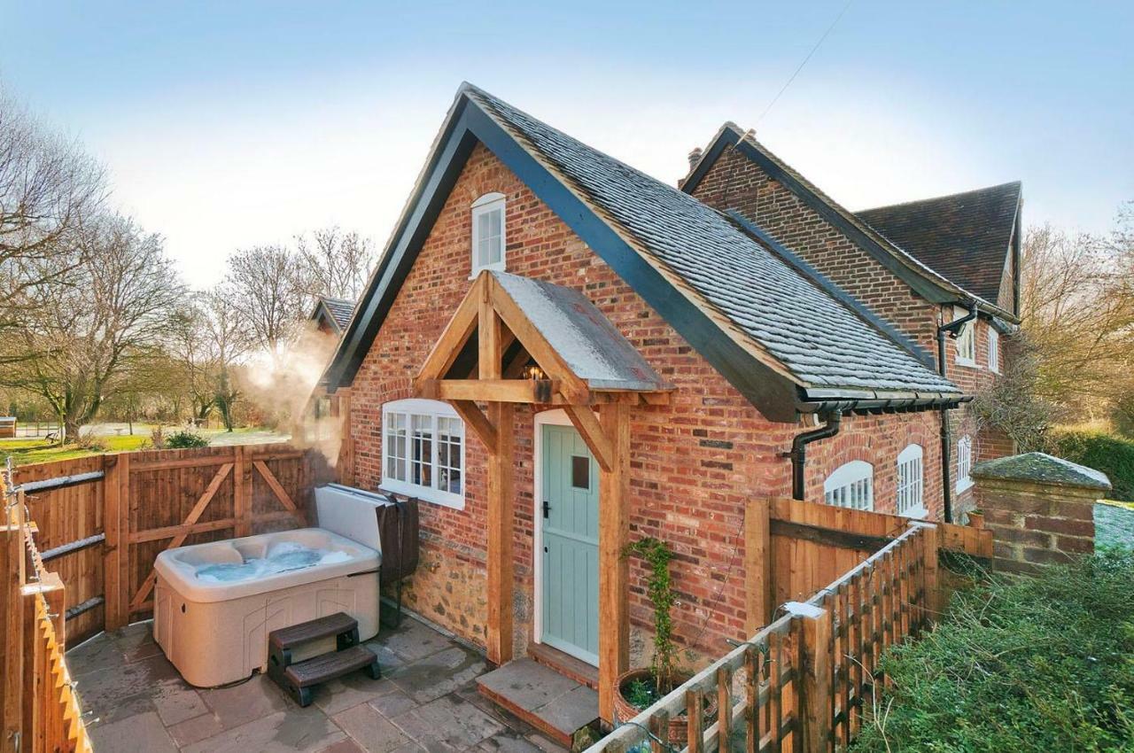 The Annexe With Hot Tub